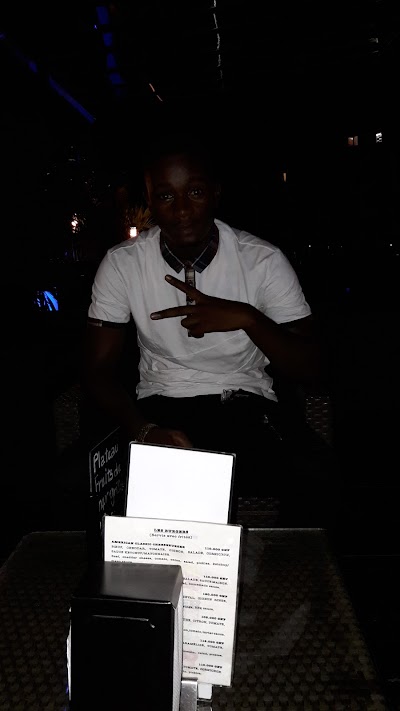 Photos of le Mouv'
