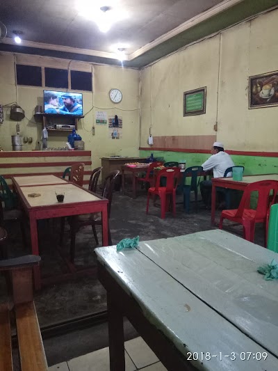 Photos of Warkop Alizar Gurapuh