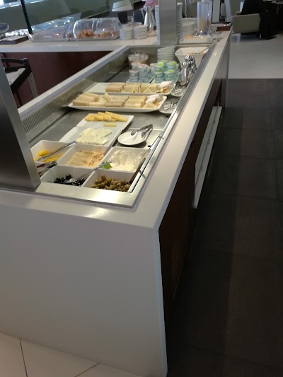 Photos of Gulf Air Falcon Gold Lounge