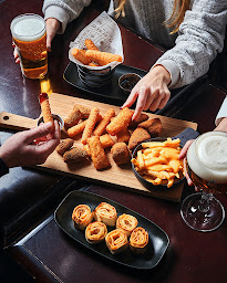 Photo n°15 de Au Bureau - Pub et Brasserie à Strasbourg (Bar sportif)