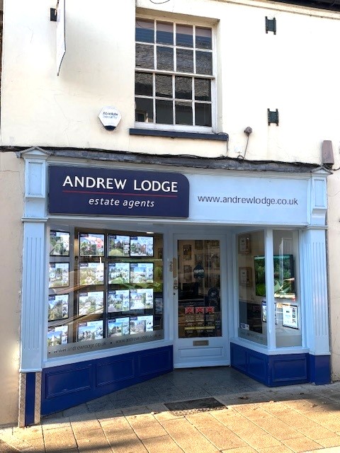 Andrew Lodge Estate and Letting Agents in Farnham photo 2