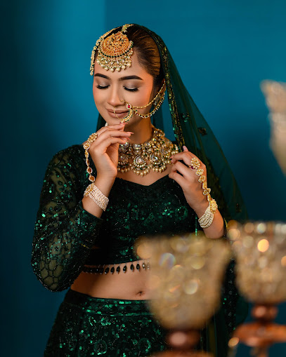 Apoorva Rahul makeup academy
