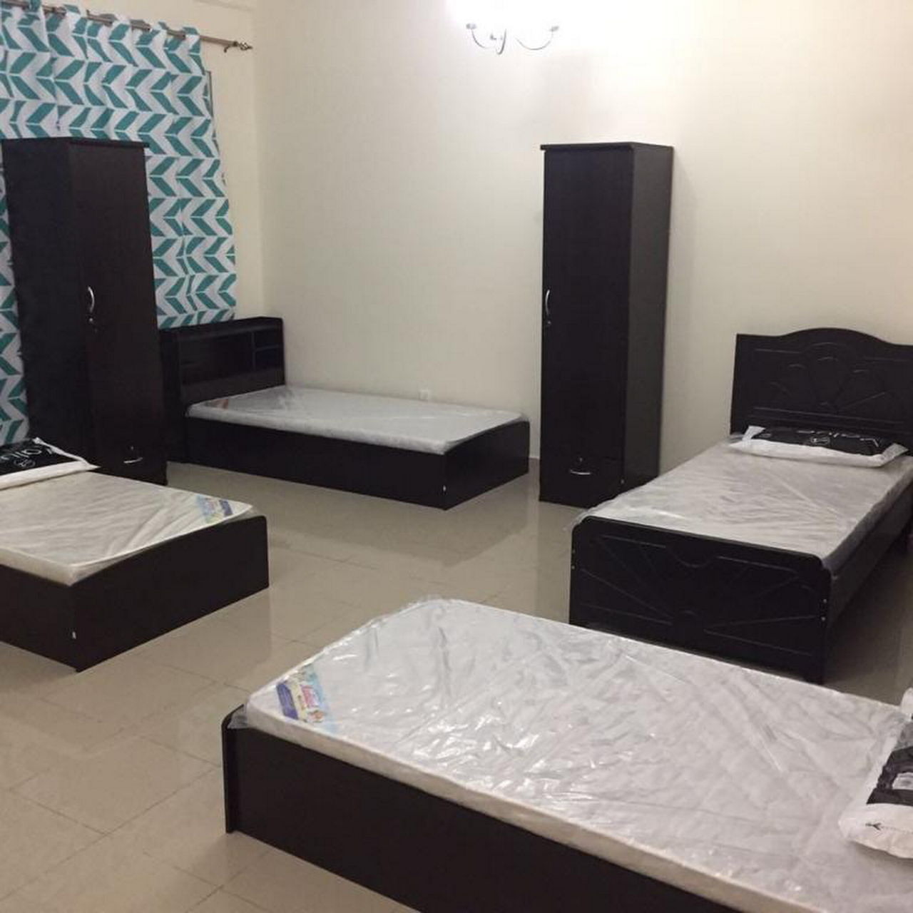 bed space in al quoz Apartment Building