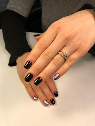 Photo n°2 de Sevil Nails Studio à Boulogne-Billancourt (Salon de manucure)