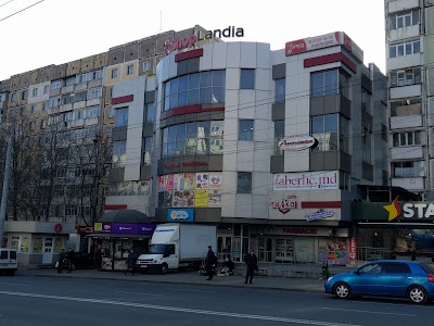 Photos of Shoplandia