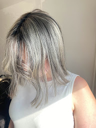 Photo n°19 de K mi coiffure à Gueux (Salon de coiffure)