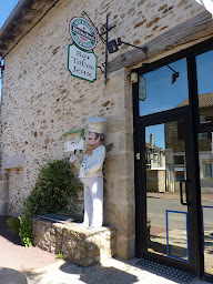 Photo n°1 de CHEZ BURGOU Tabac Presse Loto à Cussac (Marchand de journaux)