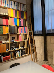 Photo n°3 de Quai Voltaire Immobilier à Paris (Agence immobilière)