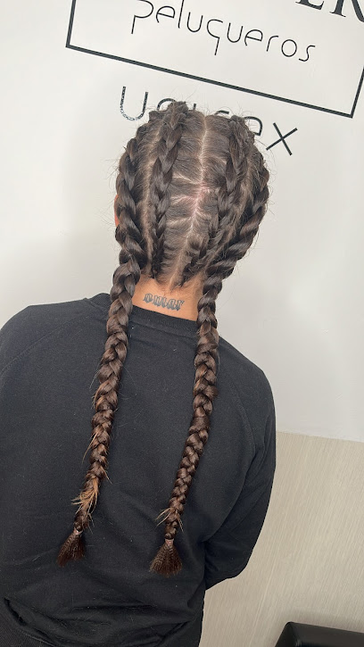 Nuria Pérez Peluqueros