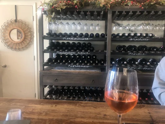 Cross Mountain Vineyard Tasting Room