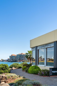 Lakes Resort Hotel 141 Brebner Dr, West Lakes SA 5021, Australia