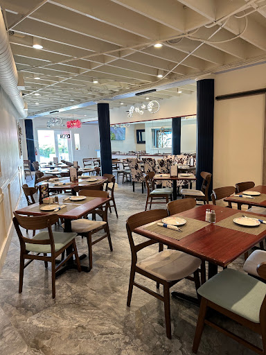 Pom & Olive, Newport Beach, CA