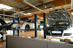 Photo n°2 de BMJE AUTO DEUTSCHLAND Spécialiste indépendant BMW MINI Mercedes Audi VW Porsche à Tavaux (Vendeur de voitures d'occasion)