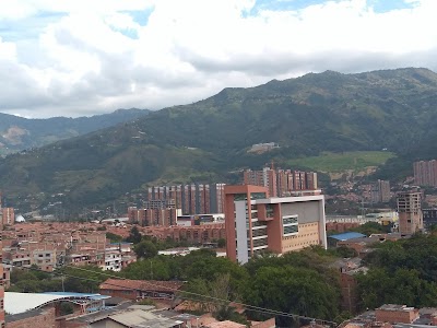 Photos of House of Justice, niquia