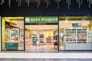 Photo n°21 de Yves Rocher à Saint-Nazaire (Magasin de cosmétiques)