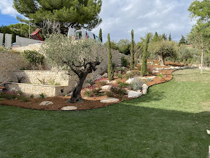 Photo n°6 de R.simone Construction à Marseille (Société de construction de piscine)