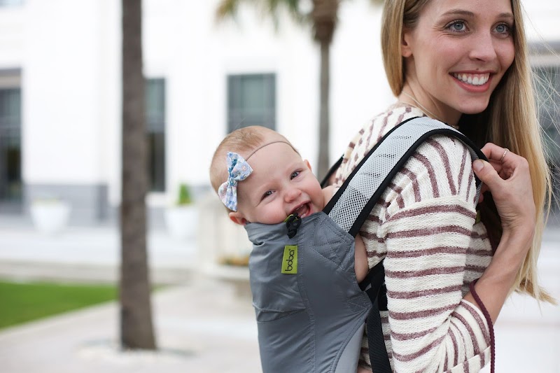 Emma cooper carrying photo 3