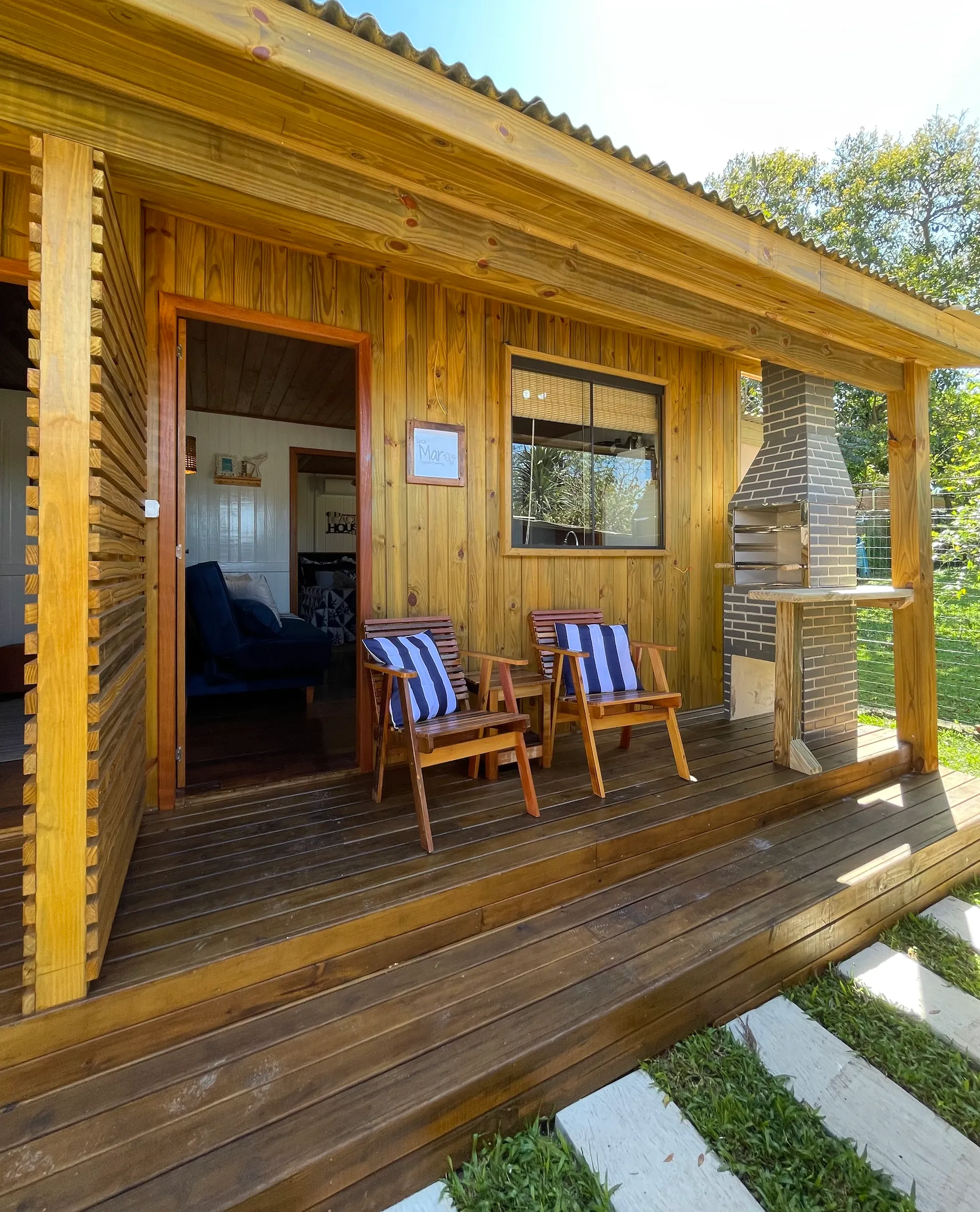 Shangri La Casas e Studios