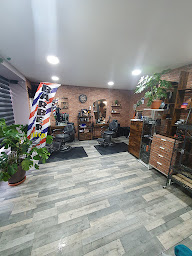 Photo n°5 de Fashion Coiffure chez hamza à Montceau-les-Mines (Salon de coiffure)