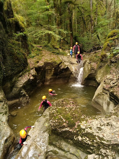 La Boîte à Montagne, Canyoning, Via Ferrata, Spéléologie, Kayak, VTT, Randonnée - Thumbnail