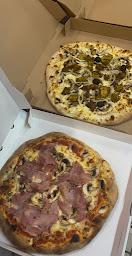 Photo n°10 de O’MAGIK Pizzeria au Bois plage en Ré à Le Bois-Plage-en-Ré (Service de livraison)