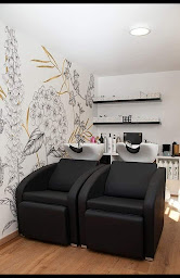 Photo n°11 de Bulle dhair by virginie à Pontault-Combault (Salon de coiffure)