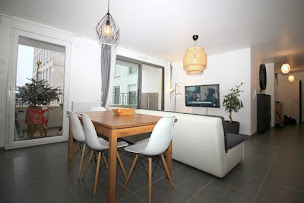 Photo n°4 de Cécile Camus - Immobilier - Capifrance à Garches (Expert immobilier)