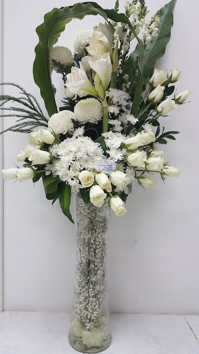 Photos of Breeze Love Flowers & Gifts