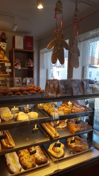Photos of Akers Bakery