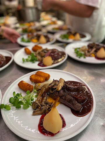 De Peerdestal | Restaurant Antwerpen by null