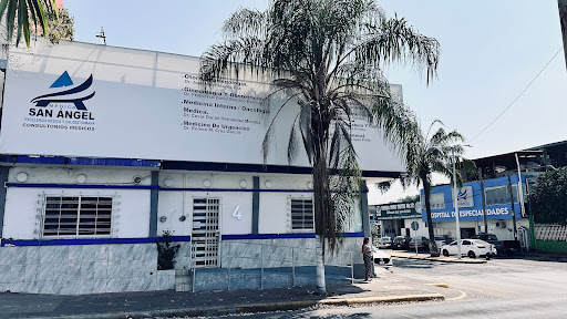 Dr. Pedro Aarón Escamilla Galindo