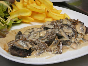 Photo n°23 de L'Antr'Act - Pizzeria Besançon à Besançon (Restaurant de hamburgers)