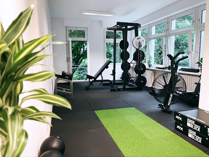 SUESS | GYM ONE - Boutique Fitness Club