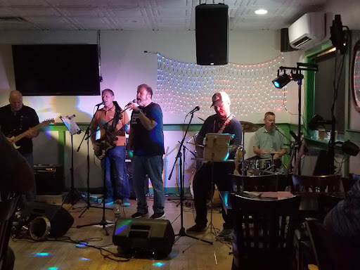 Alba's Pub Gallery - United States