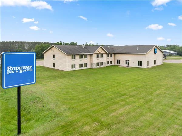 Rodeway Inn & Suites Tomahawk