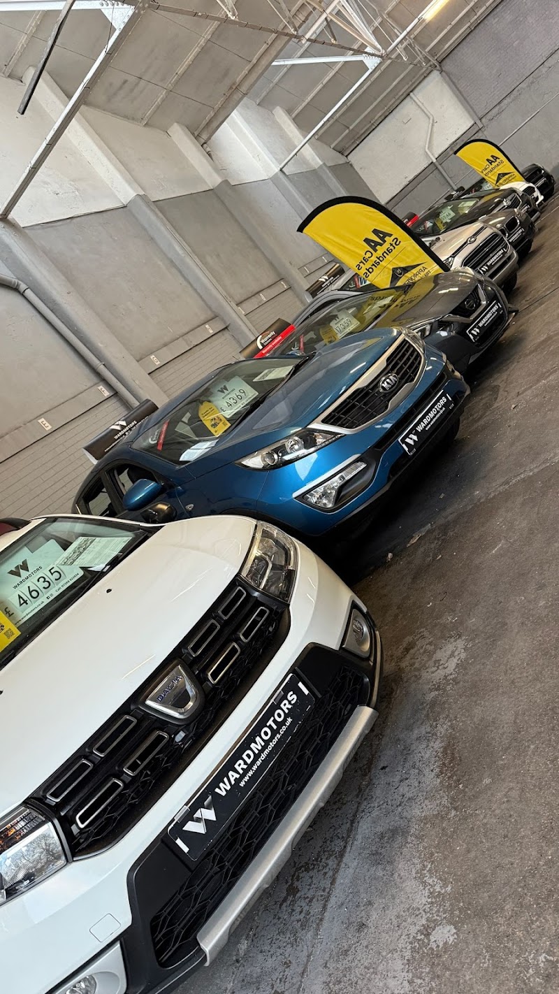 Ward Motors Leeds Used Car Showroom photo 3