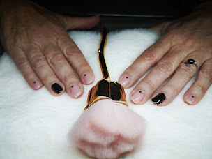 Photo n°6 de 100% Esthétique à Béguey (Institut de beauté)