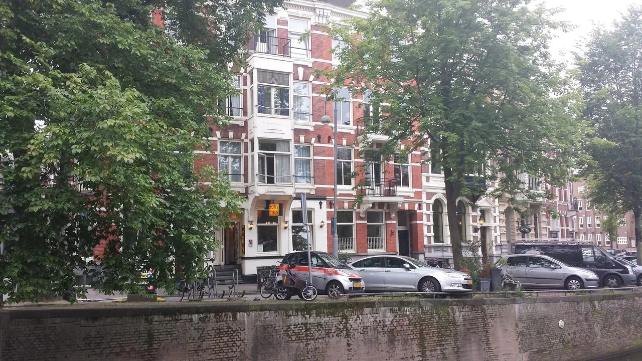 Hotel Titus