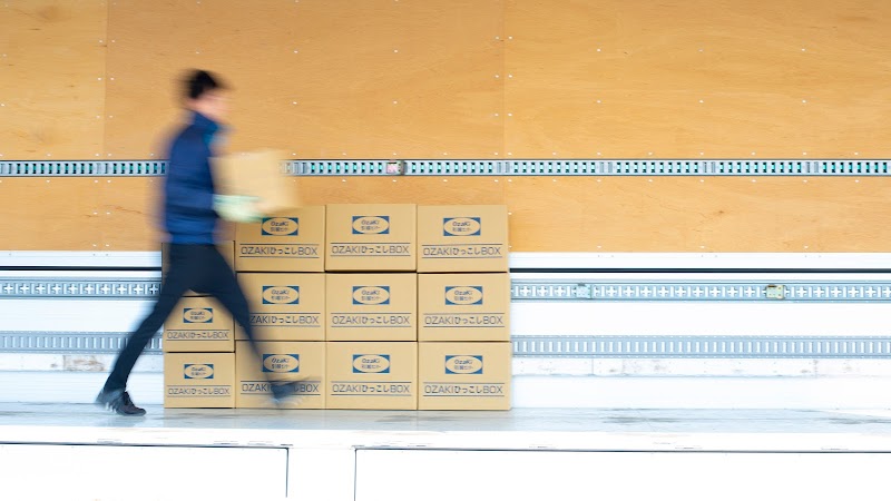 尾崎運送株式会社