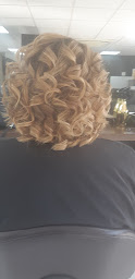 Photo n°6 de ISSA COIFFURE à Éguilles (Institut de beauté)
