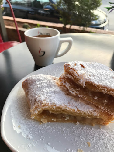 Opinii despre Γλυμιδάκης Αρτοποιεία - Σπλάντζια în Χανιά - Αρτοποιείο