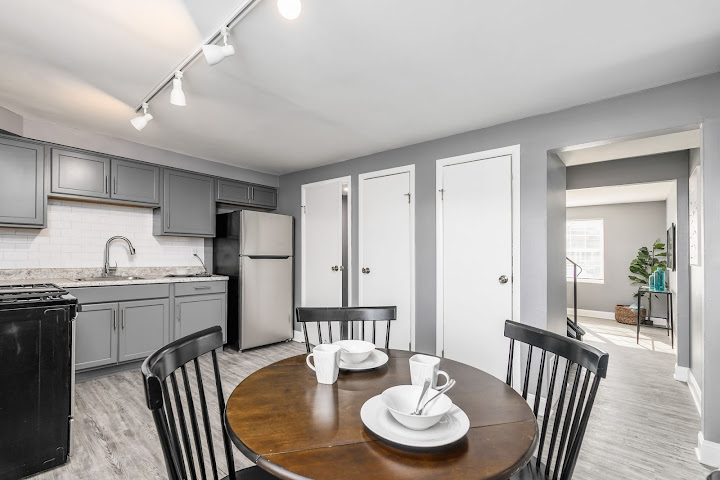 Courtyard Townhomes by null