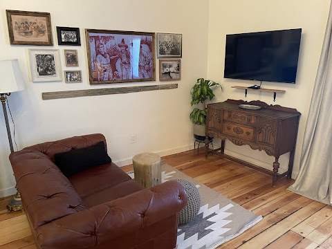 Painted Lady Bed & Brew by null