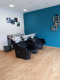 Photo n°3 de L'Atelier 9 à Guichen (Salon de coiffure)