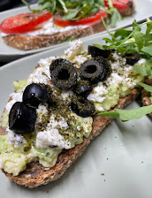 Tostada Griega