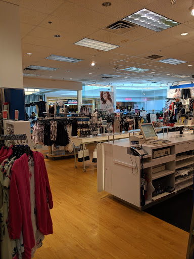 Ricki's - Cottonwood Mall - Thumbnail