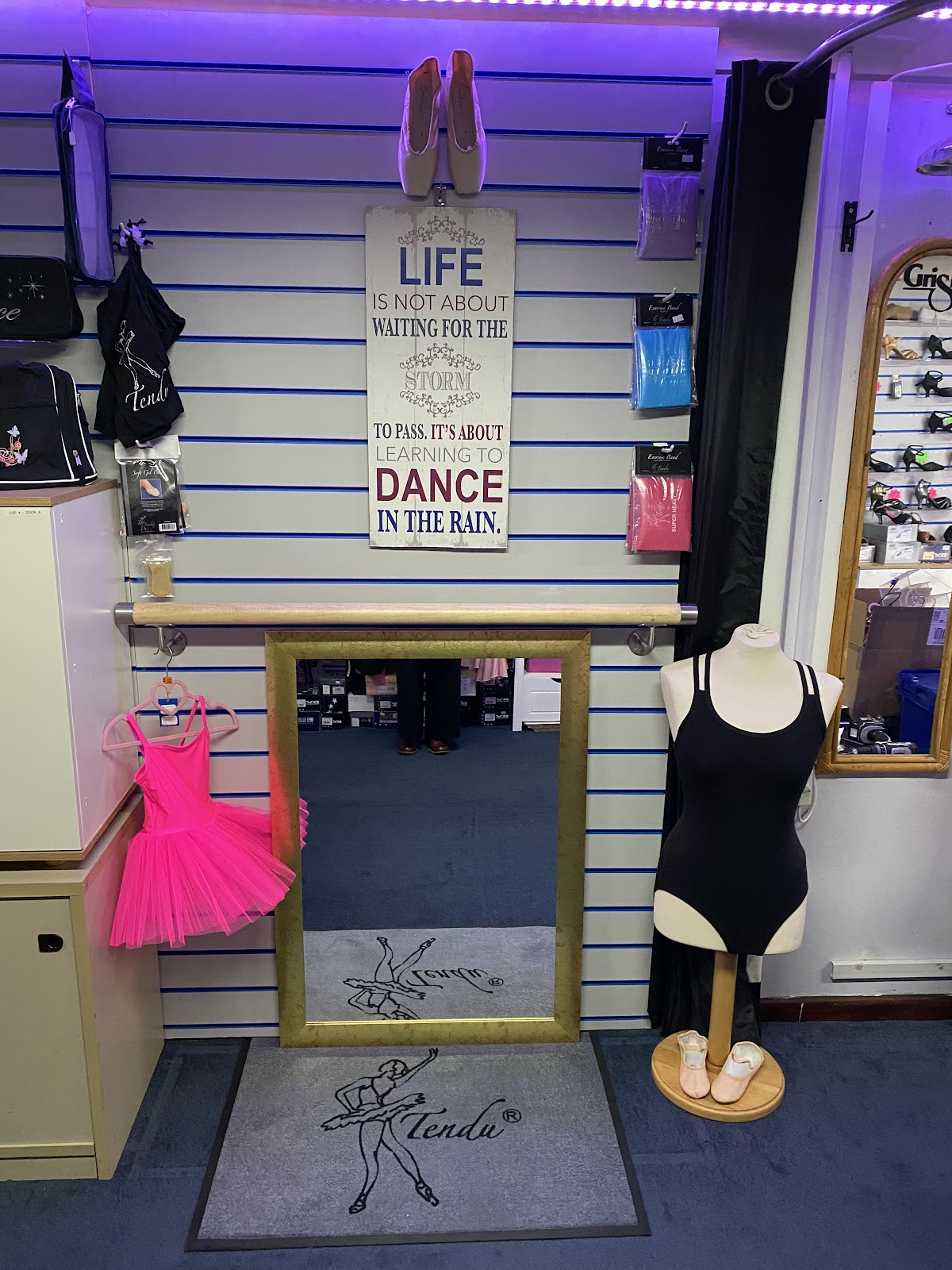 Starlight "The Dance Shoe Shop"