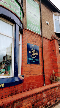 Glass Onion, restaurant in Liverpool