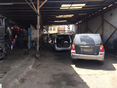 Photos of Automotriz J.Mendez