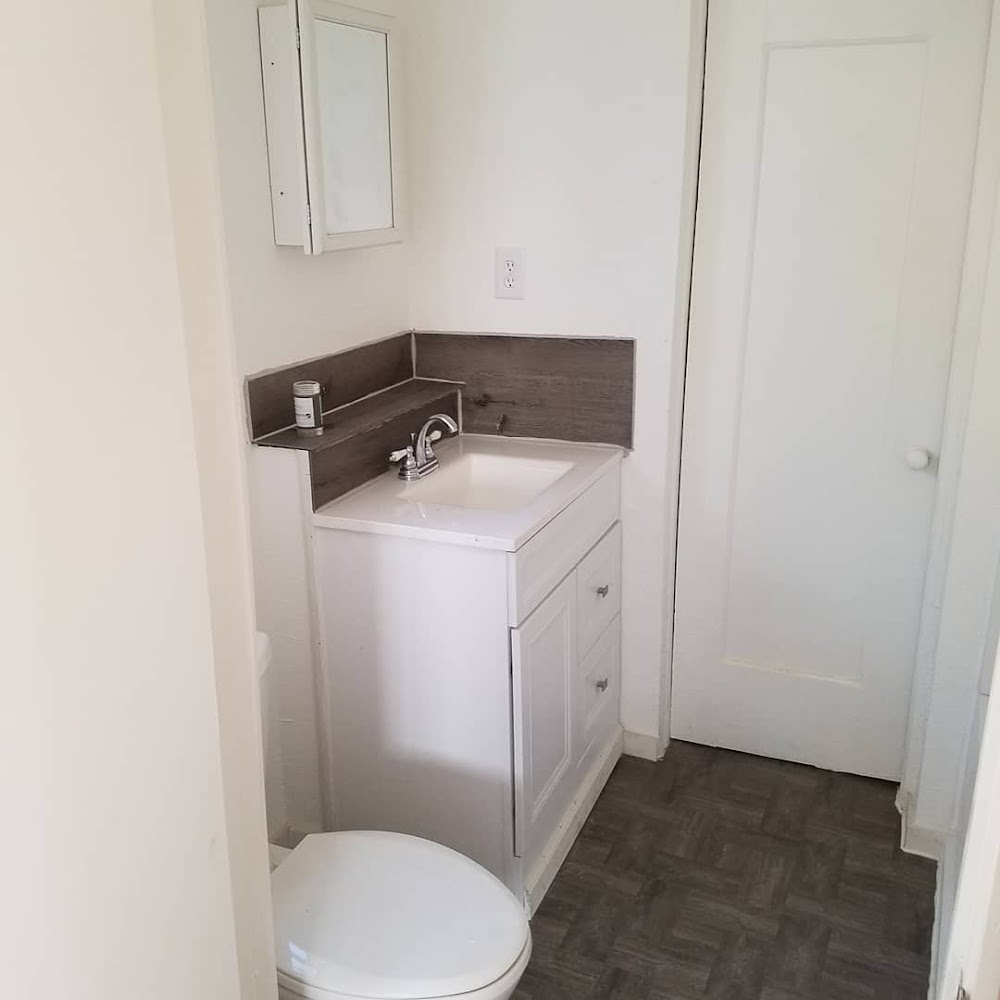 Travis The Fixer in Lemoore